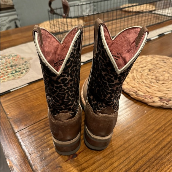 Sz 2 Youth Roper boots - Picture 4 of 5